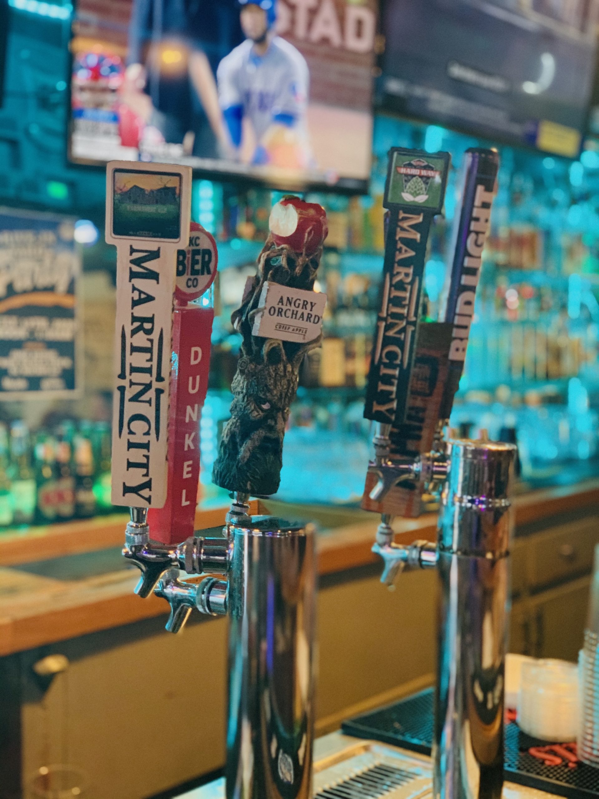 Bar Area of Roni's Pub + Kitchen