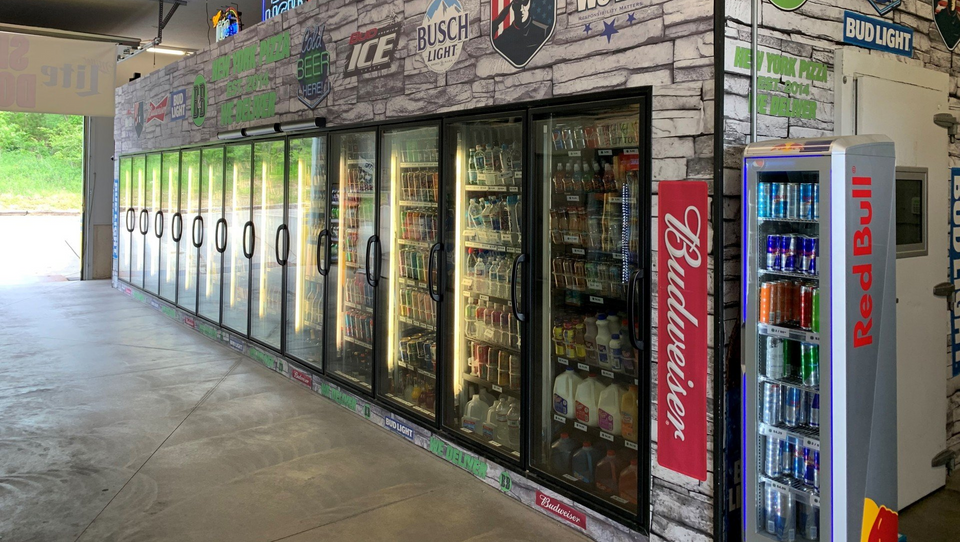 Inside of Brew and Brews Drive Thru and Pizza