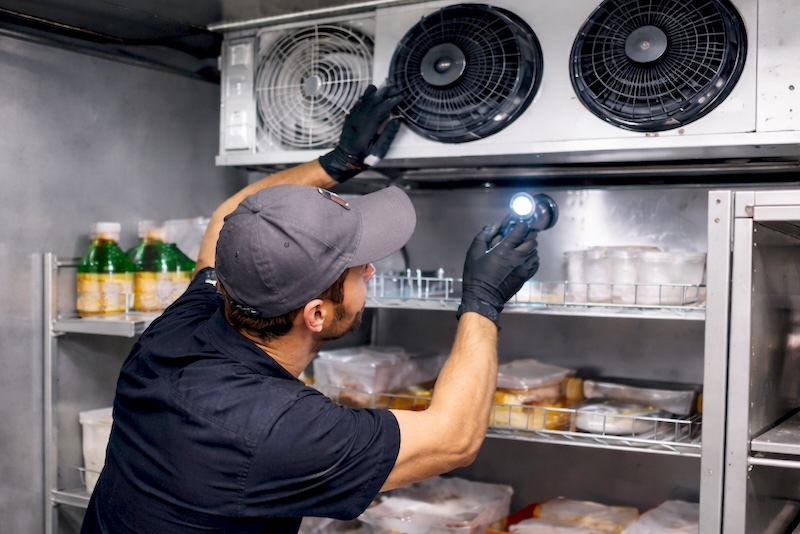 Restaurant refrigerator maintenance